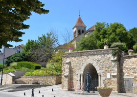 Fontaine aux Pèlerins Saint-Prix