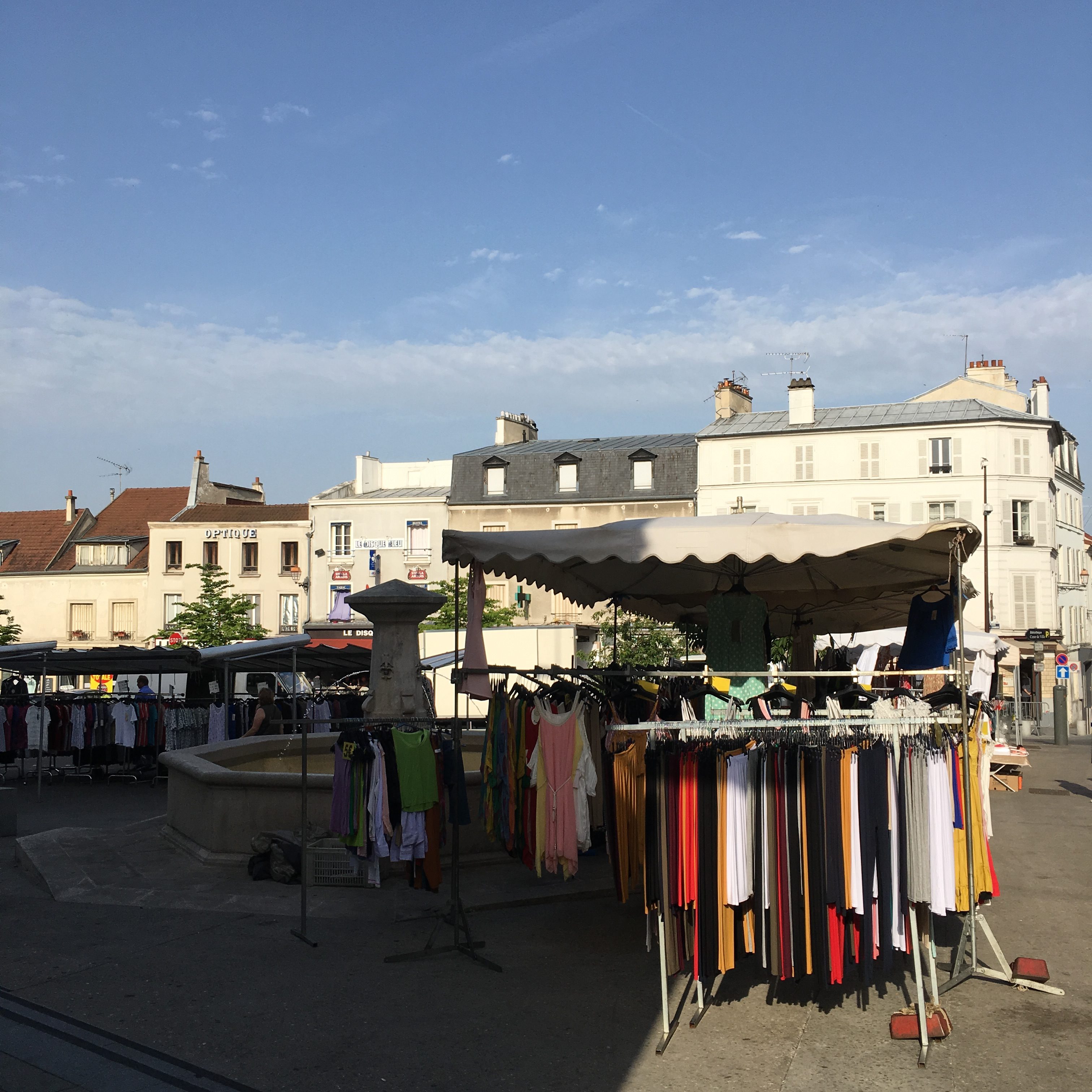 Le Tabac Du Château Montmorency Photos Marché de Montmorency - Plaine Vallée Tourisme - Lac d'Enghien et forêt de  Montmorency